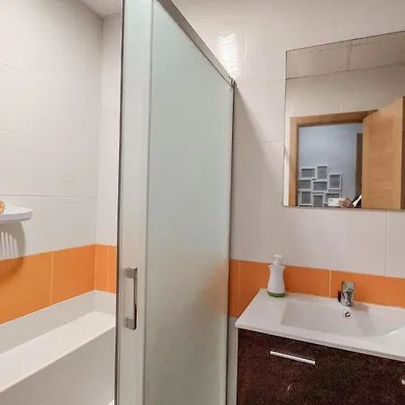4 Bedroom Awesome In Apartment Chipiona