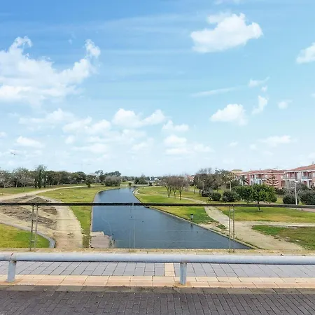 4 Bedroom Awesome In Apartment Chipiona