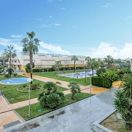 4 Bedroom Awesome In *